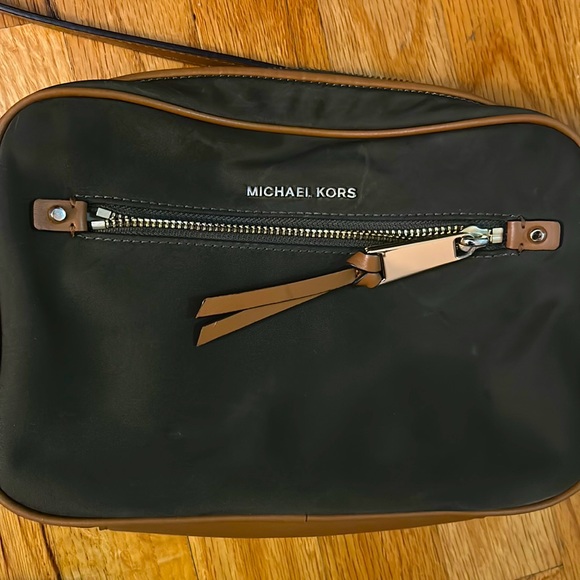 Michael Kors Bags Olive Green Michael Kors Crossbody Bag Poshmark